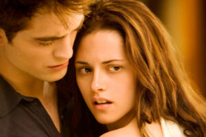 Kristen Stewart's Twilight Comments Show What A Reboot Must Do Differently